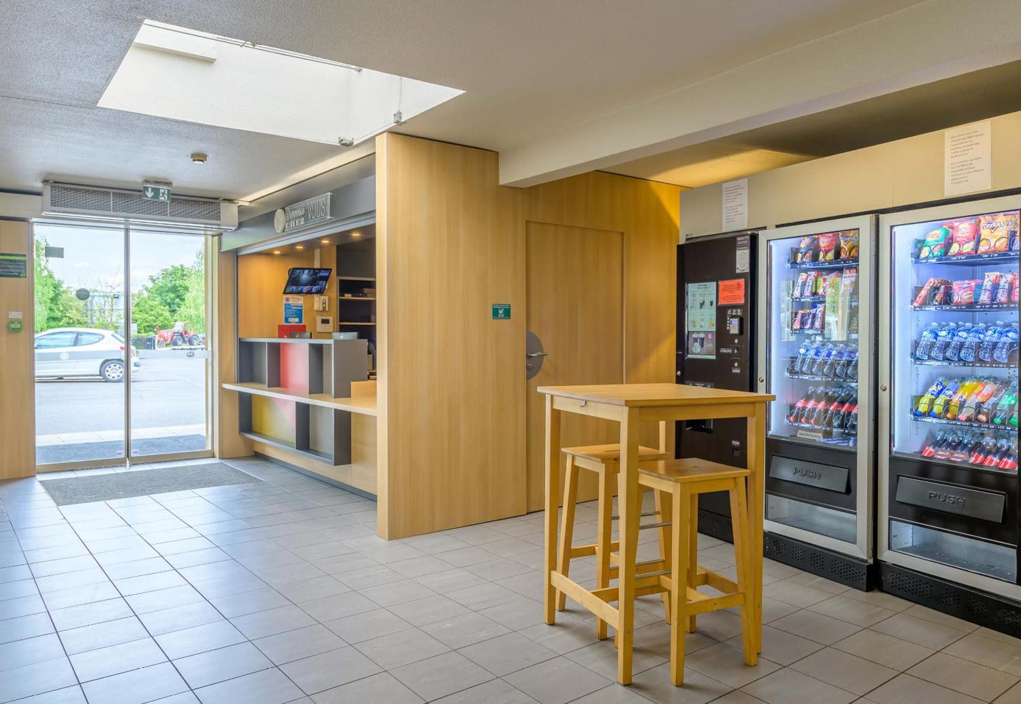 B&B Hotel Marne-La-Vallee Бюсси-Сен-Жорж Экстерьер фото